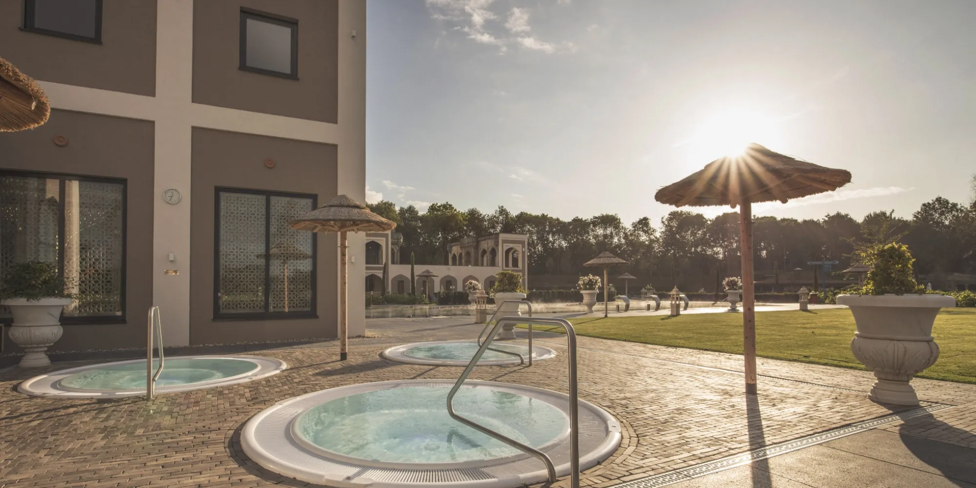 Thermen Berendonck Whirlpools Buiten 1 1000