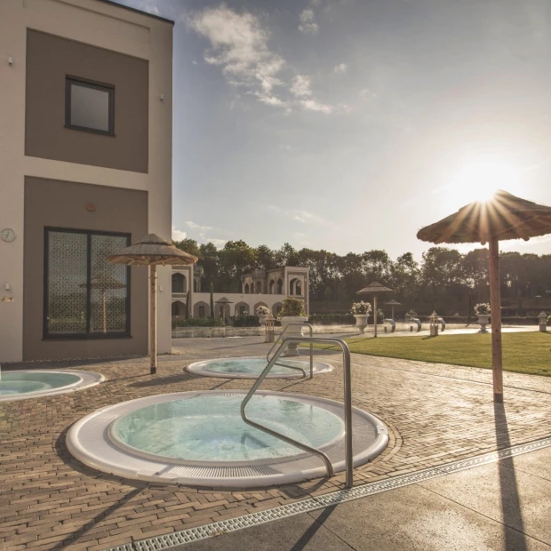 Thermen Berendonck Whirlpools Buiten 1 500